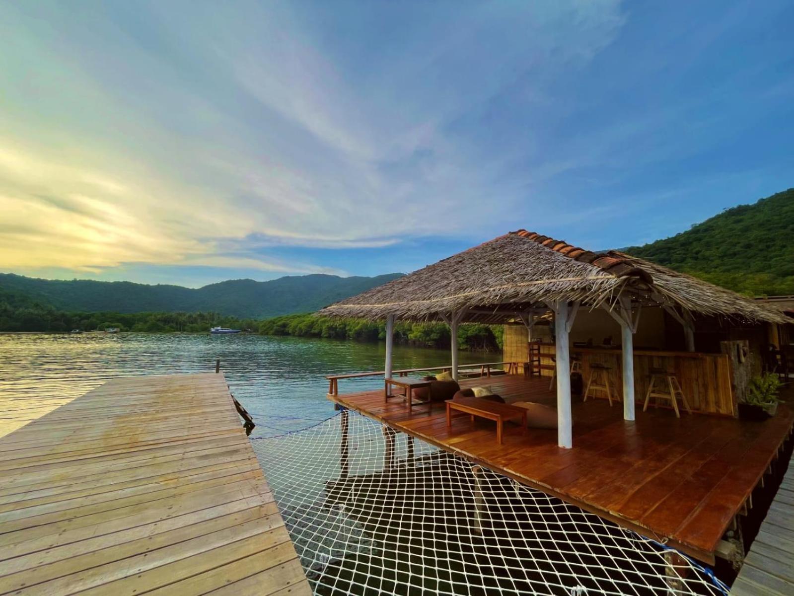 Floating Paradise Karimunjawa Luaran gambar