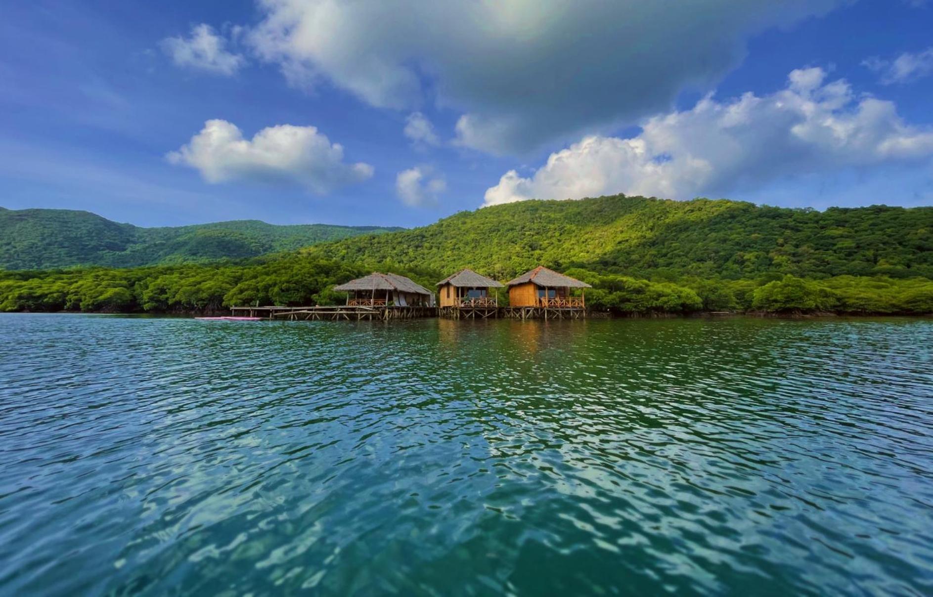 Floating Paradise Karimunjawa Luaran gambar