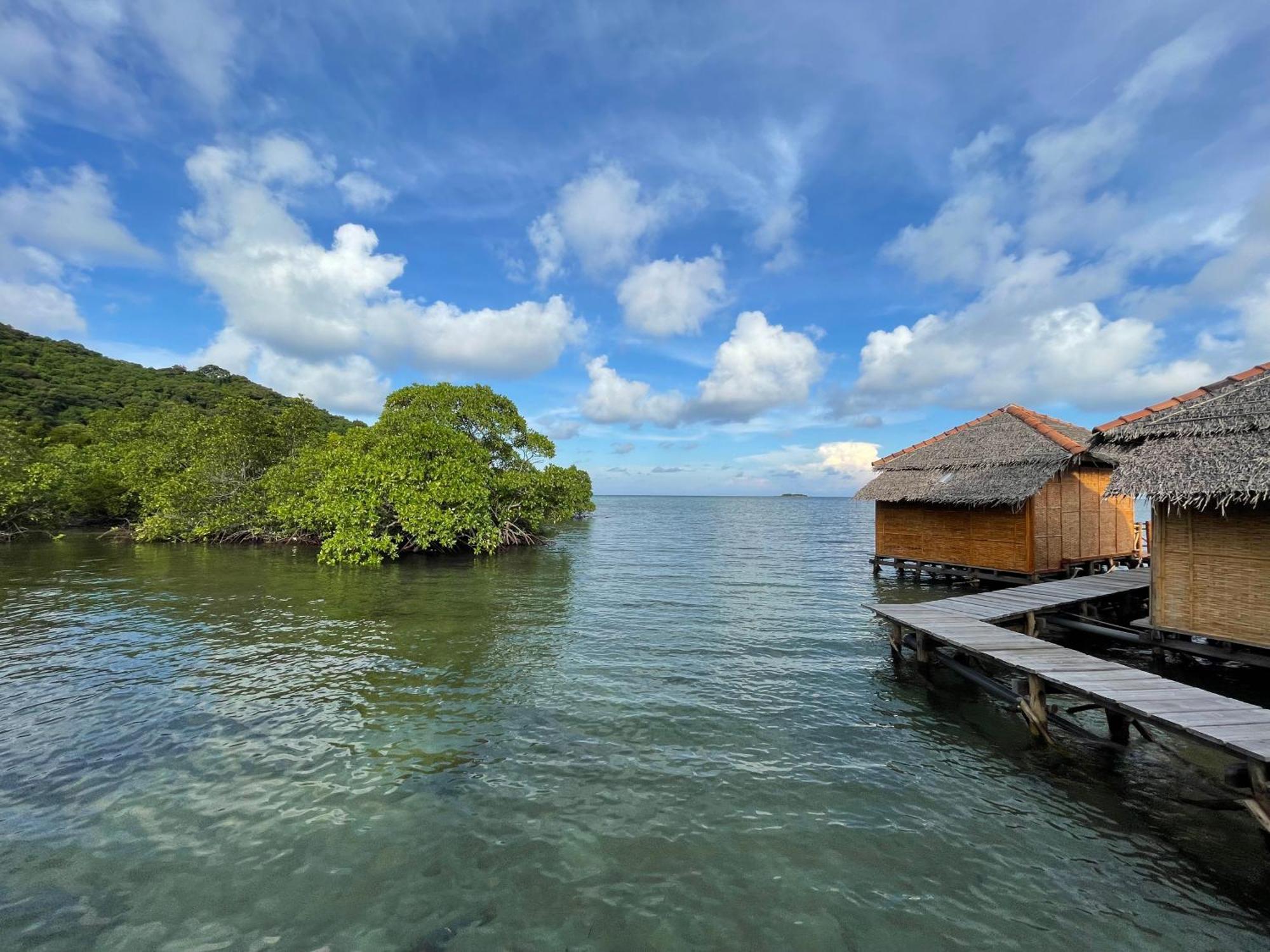 Floating Paradise Karimunjawa Luaran gambar